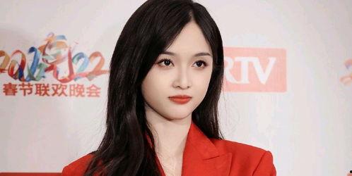 娱乐吃瓜女艺人资源,揭秘吃瓜女艺人背后的资源与影响力